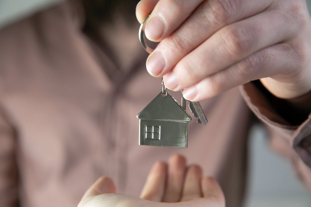 New House vs Old House: Which Is the Right Choice for You?